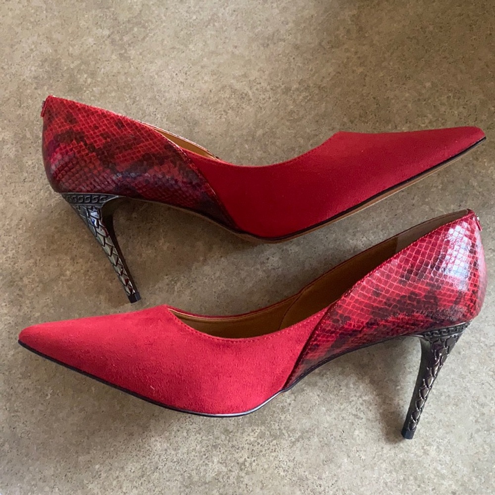 Women’s size 12w high heels